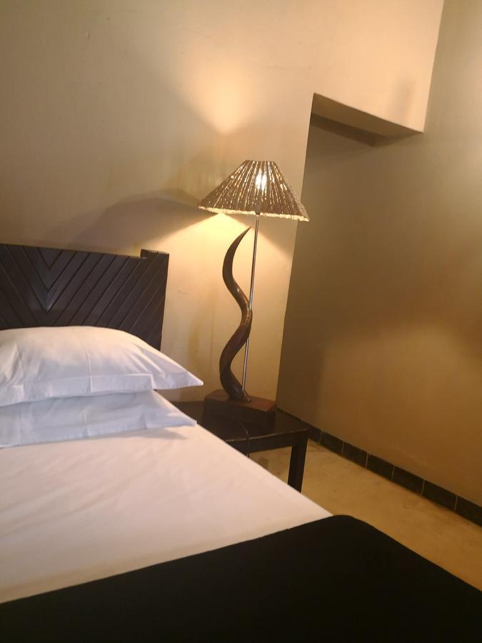 Touch Of Africa Lodge Λανσέρια Εξωτερικό φωτογραφία